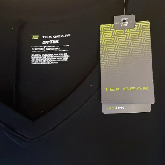 Tek Gear long sleeved V neck T shirt size Small Petite - Picture 3 of 6
